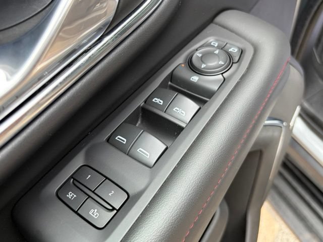 Used 2024 Chevrolet Tahoe RST AWD/4WD image 13