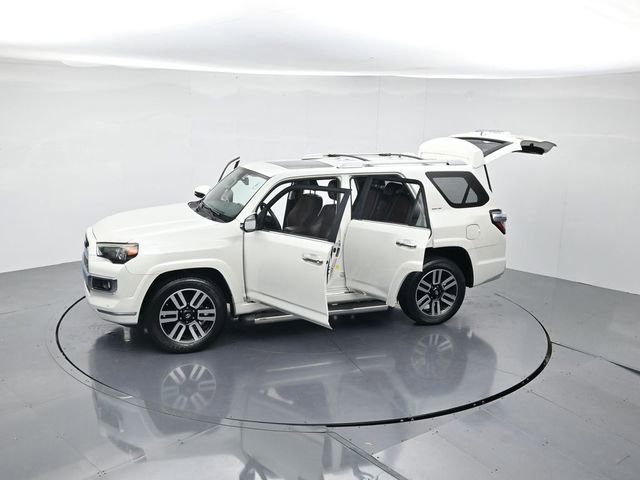 Used 2016 Toyota 4Runner SR5 image 44