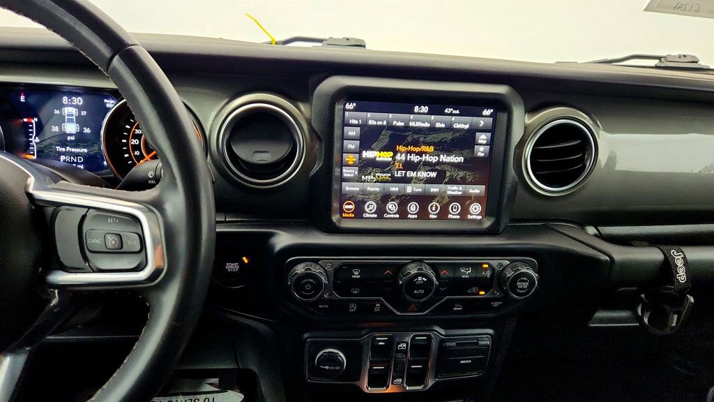 Used 2023 Jeep Gladiator Overland AWD/4WD image 17