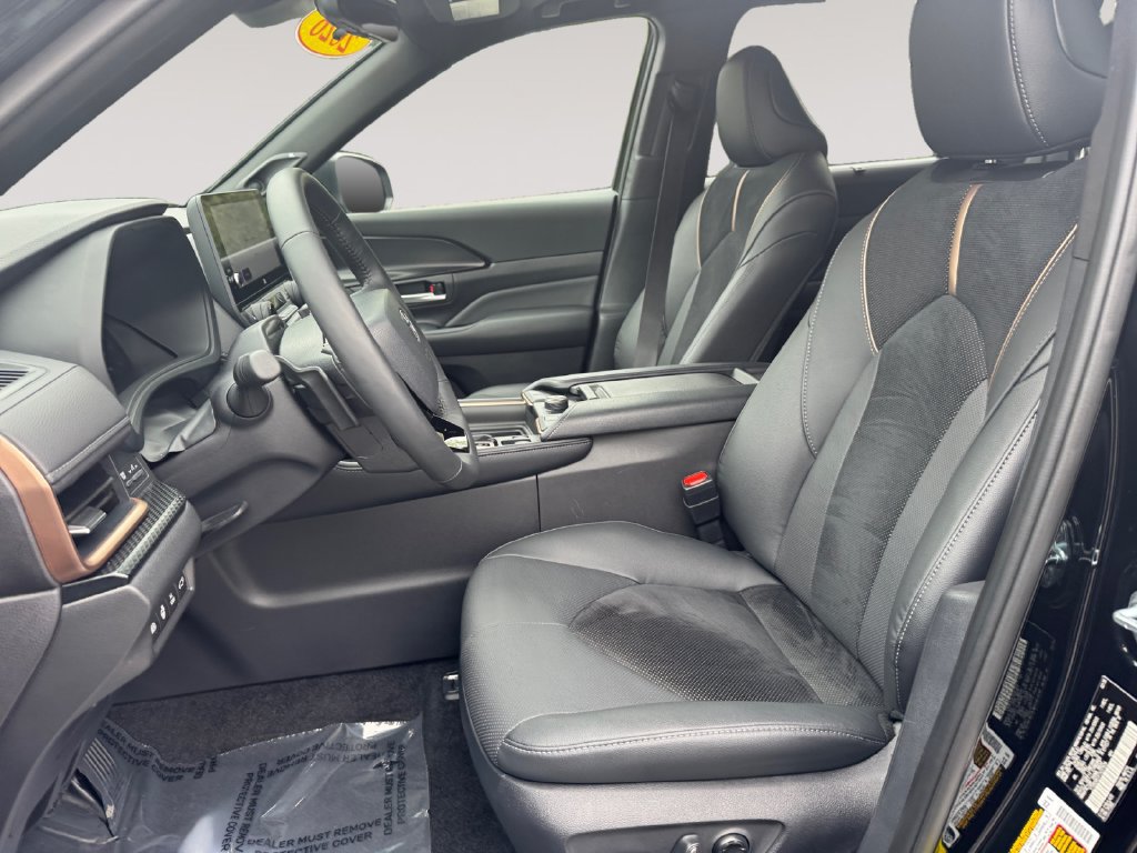 Used 2026 Toyota Grand Highlander AWD Hybrid image 9