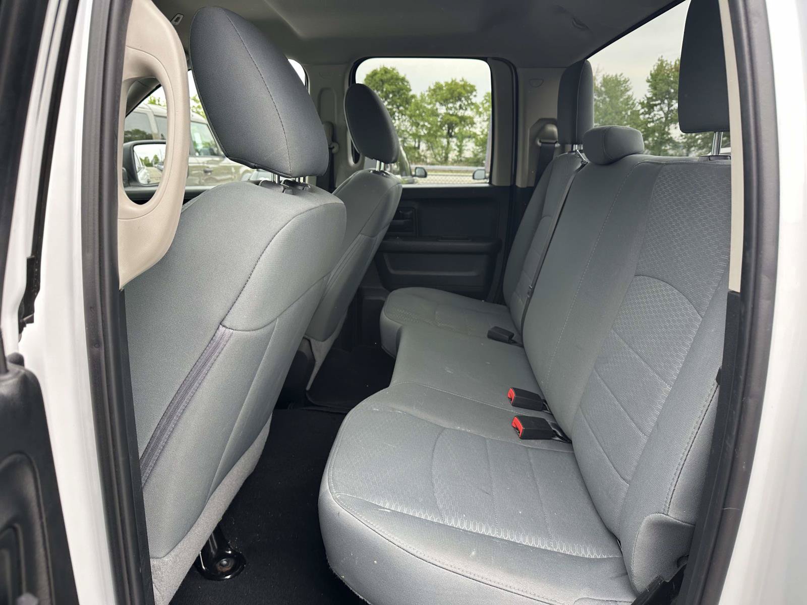Used 2019 RAM 1500 Express AWD/4WD image 12