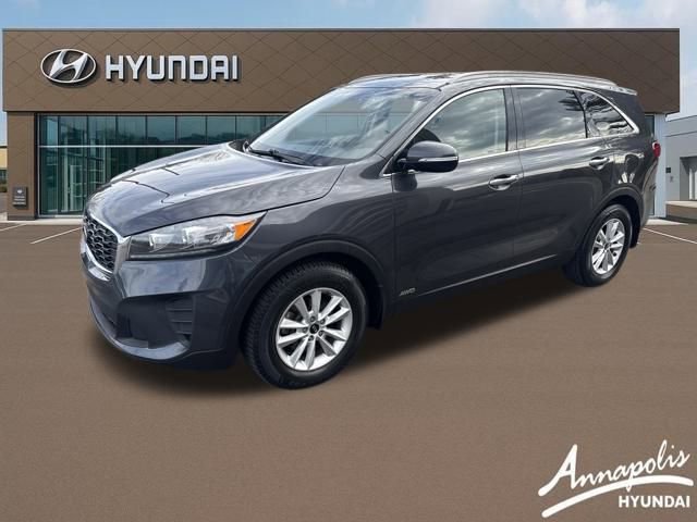 Used 2019 Kia Sorento LX w/ LX Convenience Package image 1