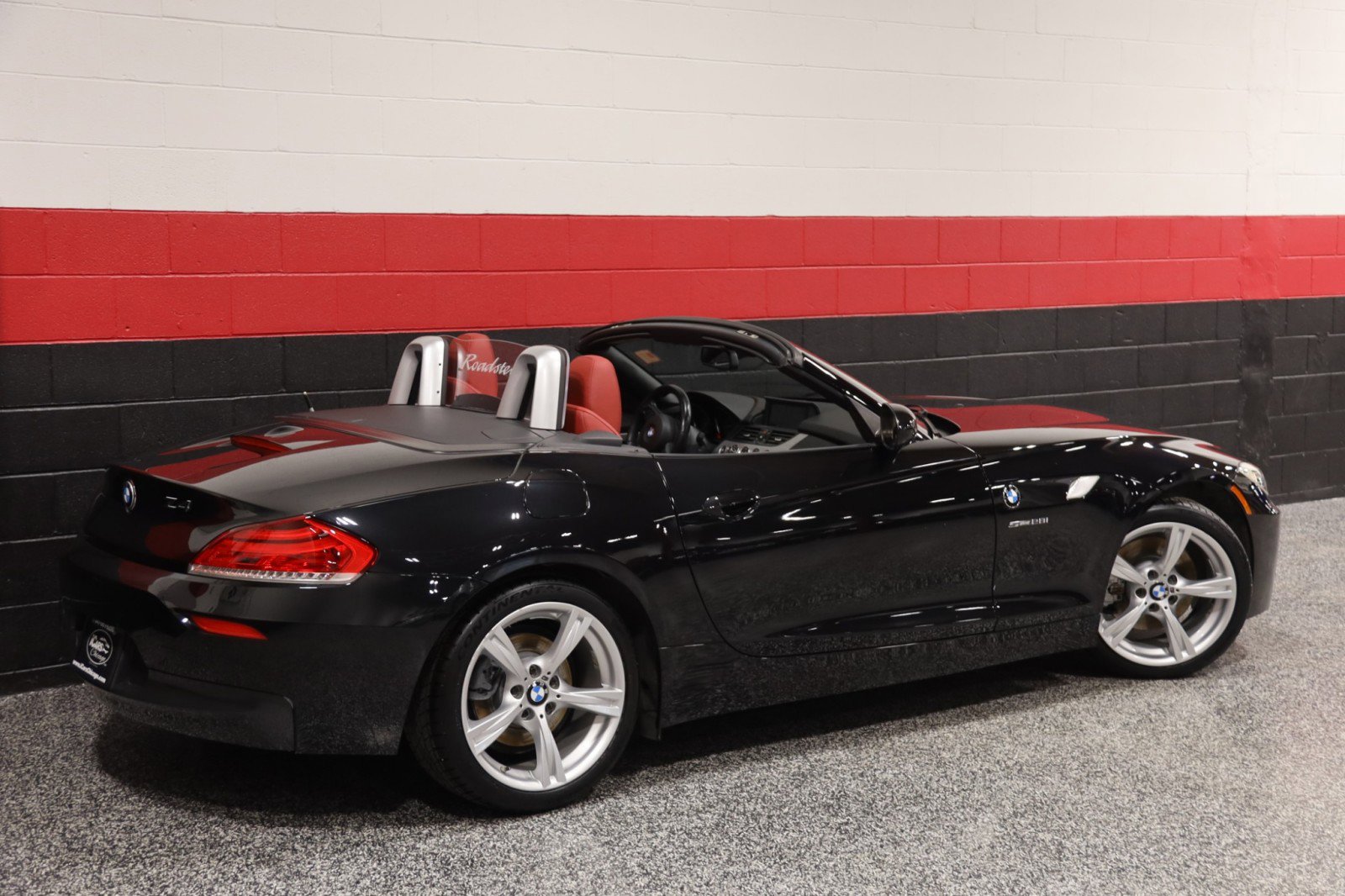 Used 2012 BMW Z4 sDrive28i w/ M Sport Pkg image 8