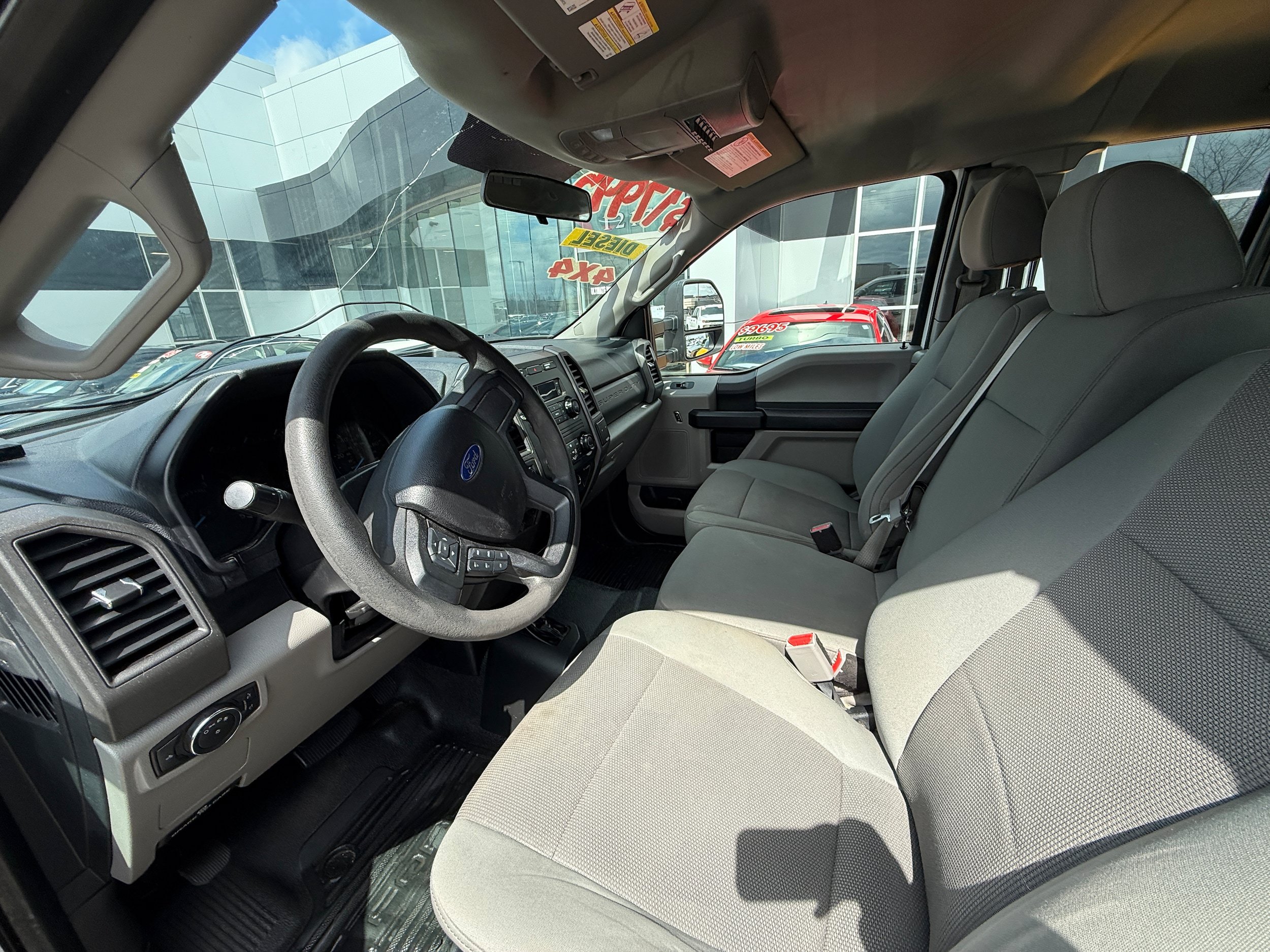 Used 2017 Ford F350 XL w/ Power Equipment Group AWD/4WD image 4