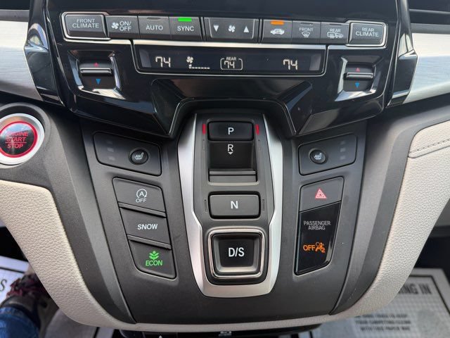 Used 2020 Honda Odyssey Touring image 17