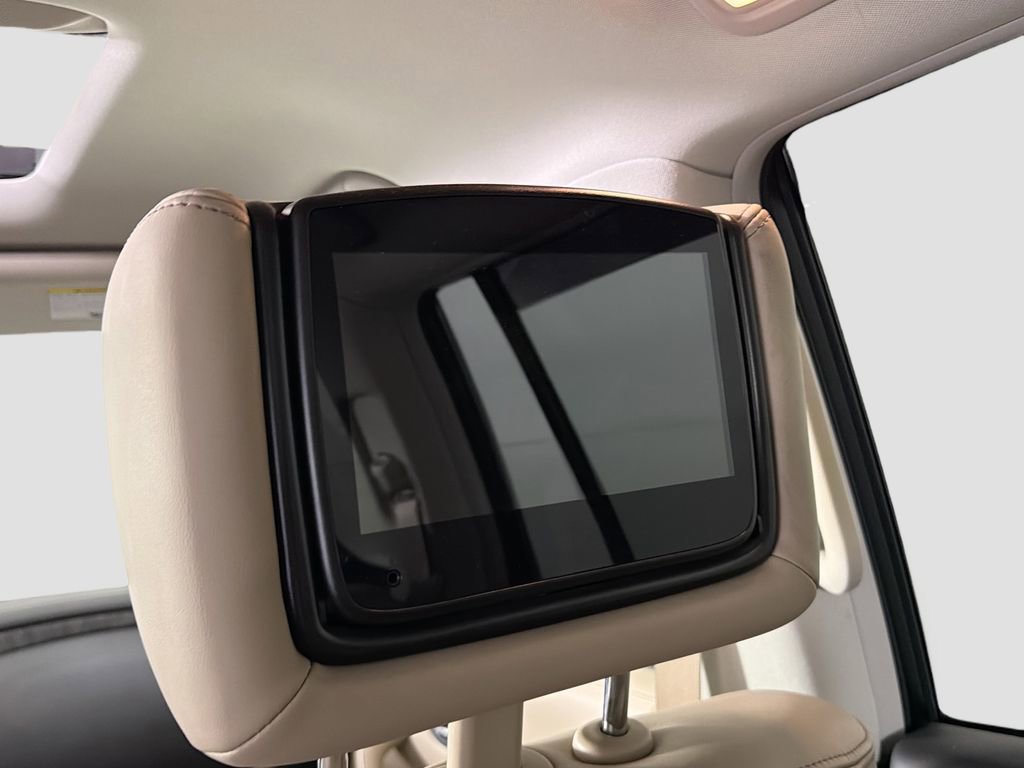 Used 2023 Nissan Armada Platinum w/ Cargo Package image 30