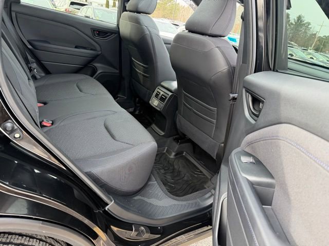Used 2025 Subaru Forester Premium image 13