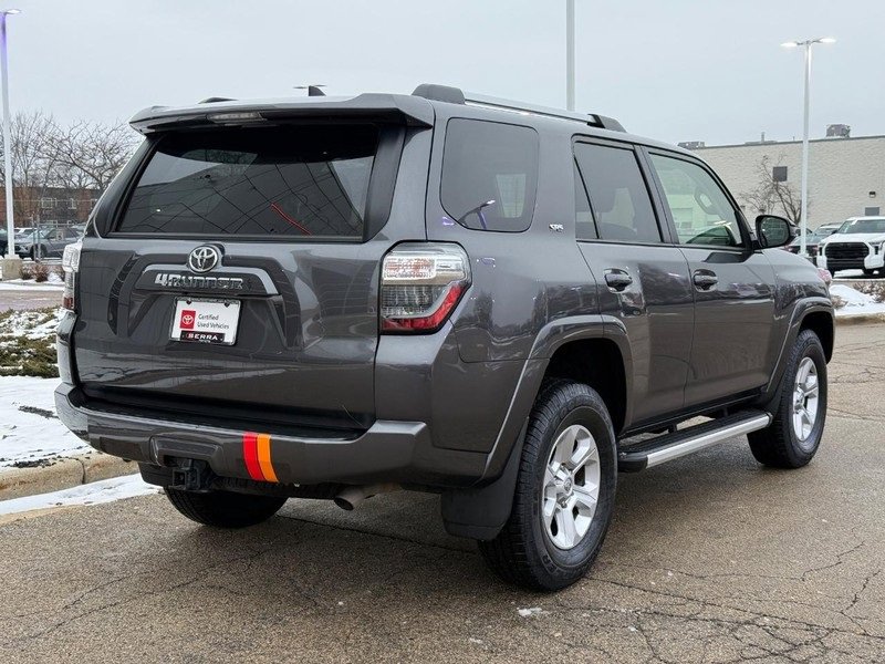 Used 2023 Toyota 4Runner SR5 image 3