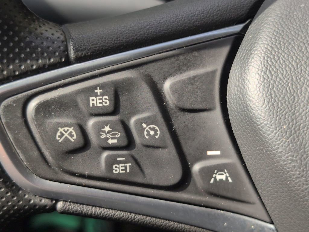 Used 2023 Chevrolet Malibu LT image 28