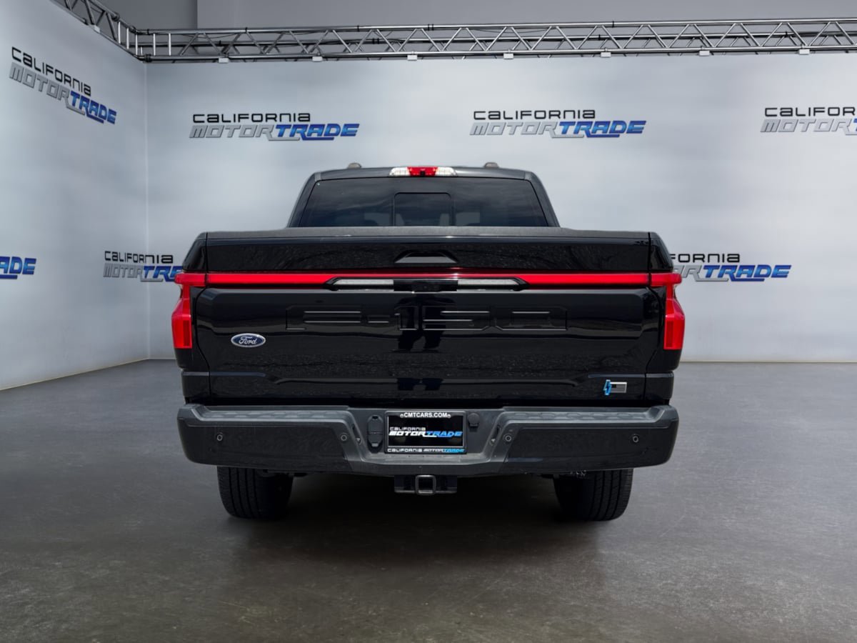 Used 2022 Ford F150 Lightning Lariat AWD/4WD image 6