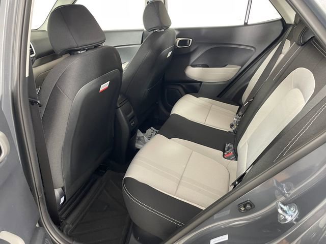 New 2025 Hyundai Venue SEL image 4