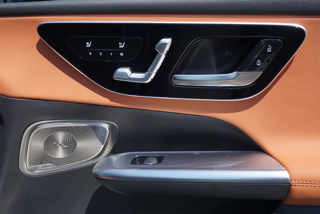 New 2026 Mercedes-Benz GLC 300 4MATIC image 50