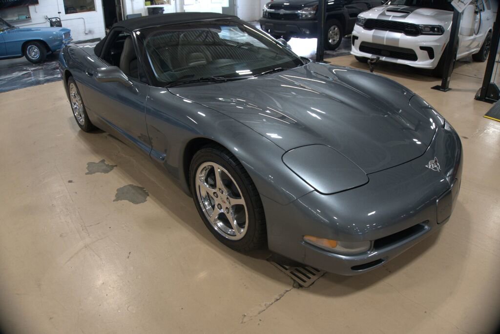 Used 2003 Chevrolet Corvette Base w/ Preferred Equipment Group1 image 7