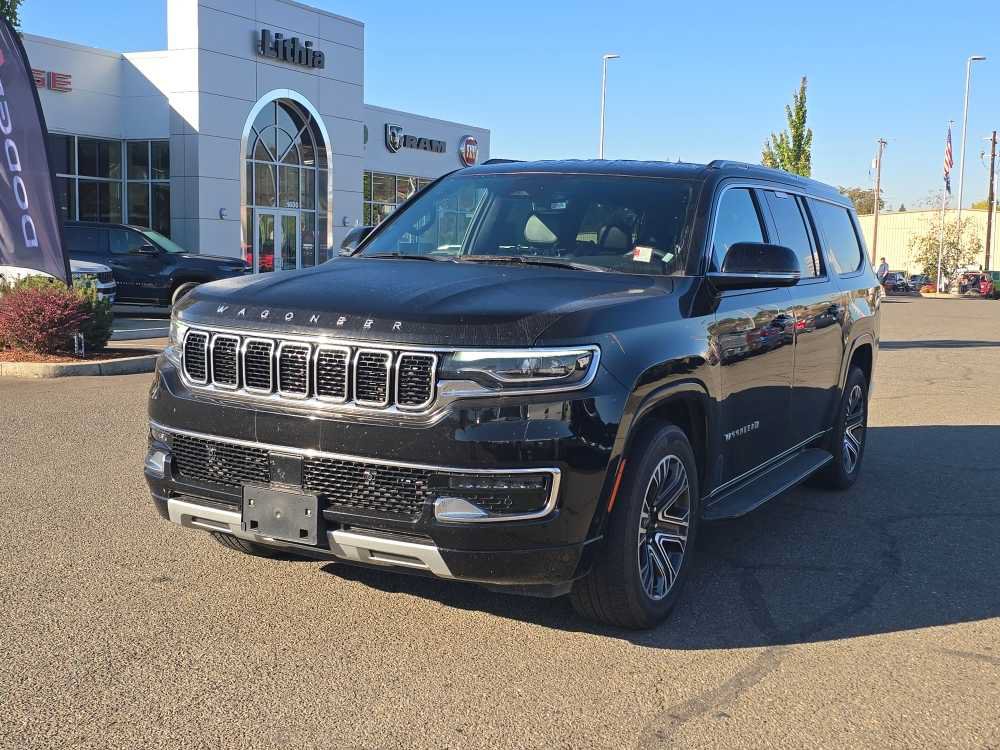 Used 2024 Jeep Wagoneer L Series II w/ Flexible Seating Group