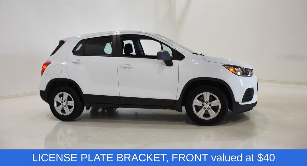Used 2020 Chevrolet Trax LS FWD image 3