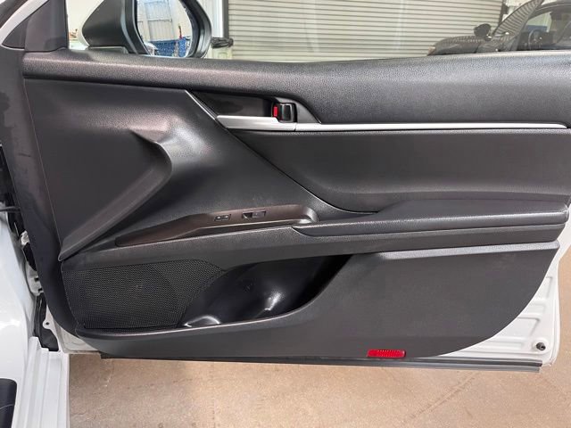 Used 2023 Toyota Camry SE FWD image 10