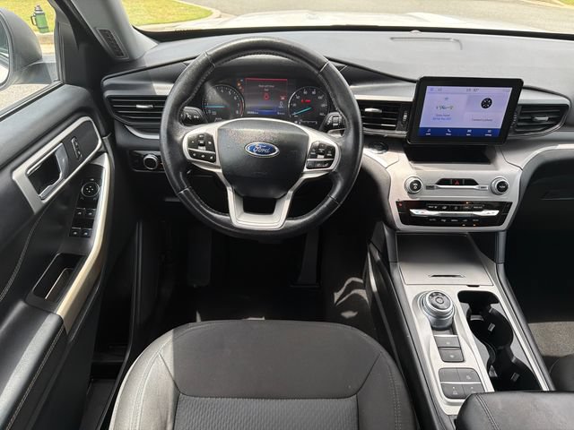 Used 2023 Ford Explorer XLT RWD image 23