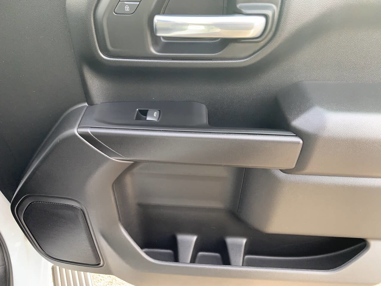 Used 2023 GMC Sierra 1500 Pro w/ Graphite Edition image 30