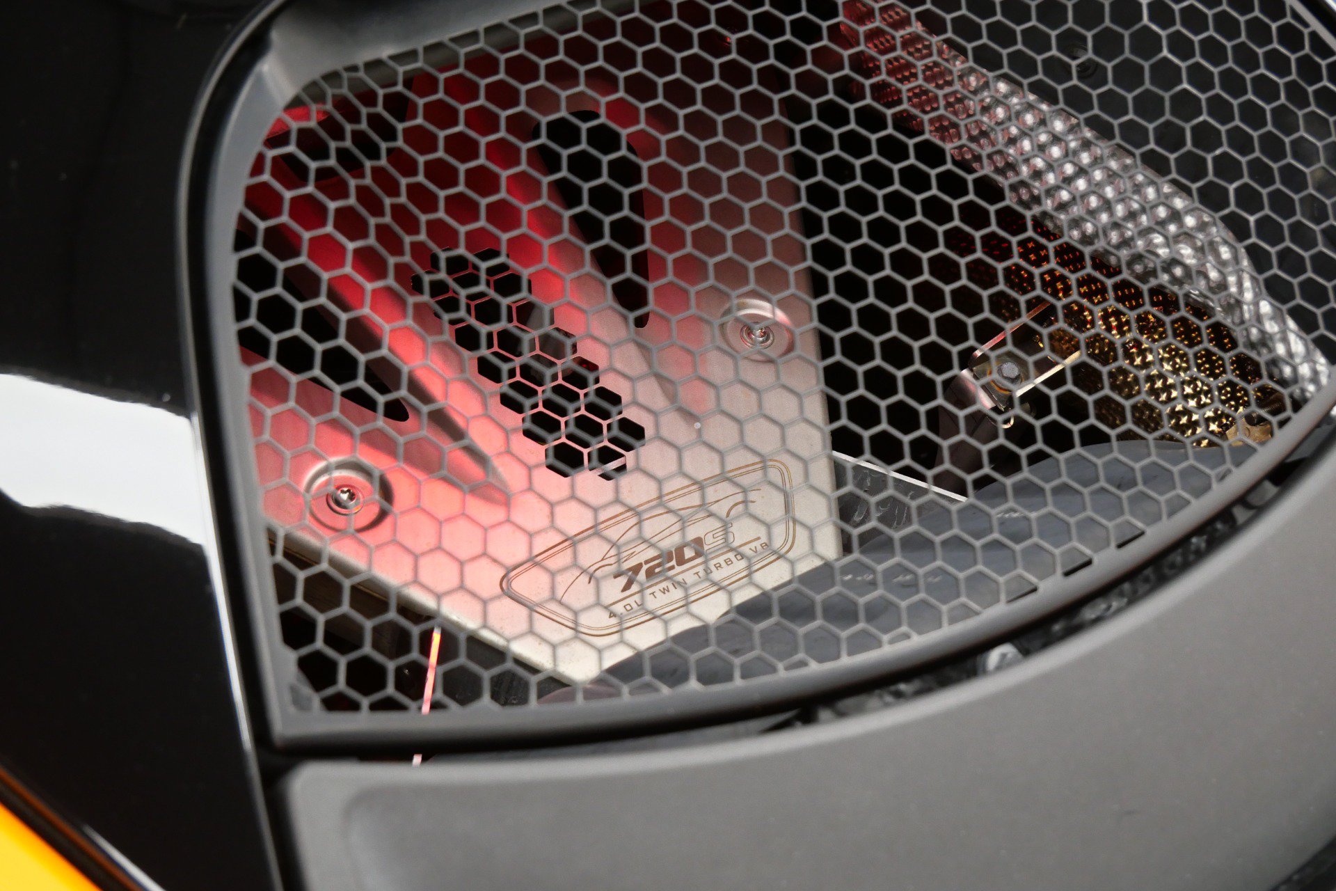 Used 2022 McLaren 720S Performance RWD image 12