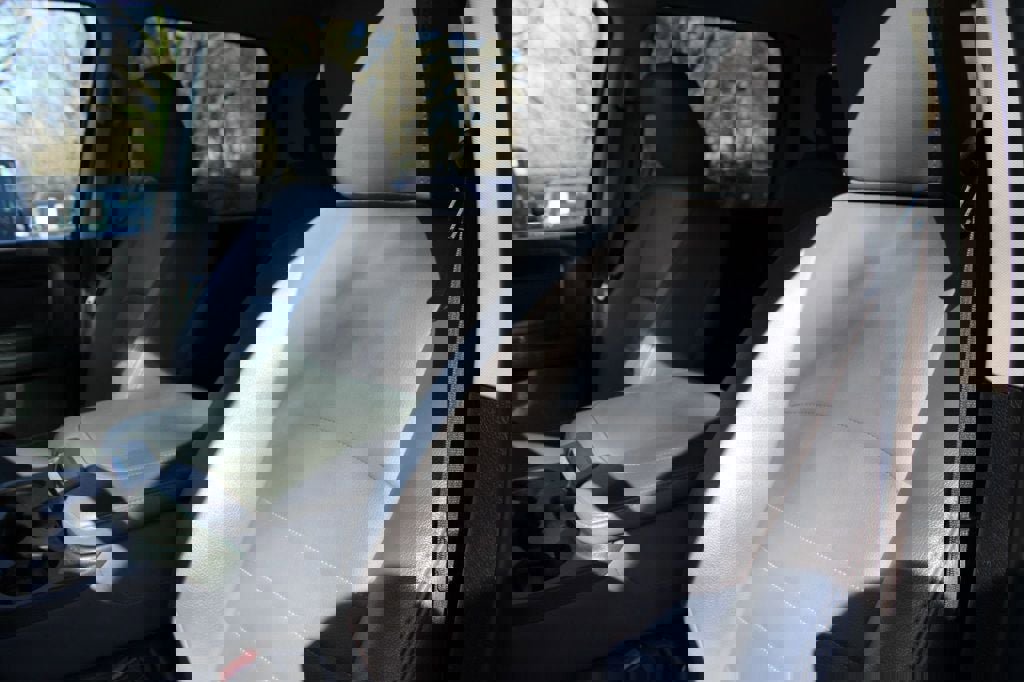 Used 2018 RAM 2500 Tradesman w/ Chrome Appearance Group image 33