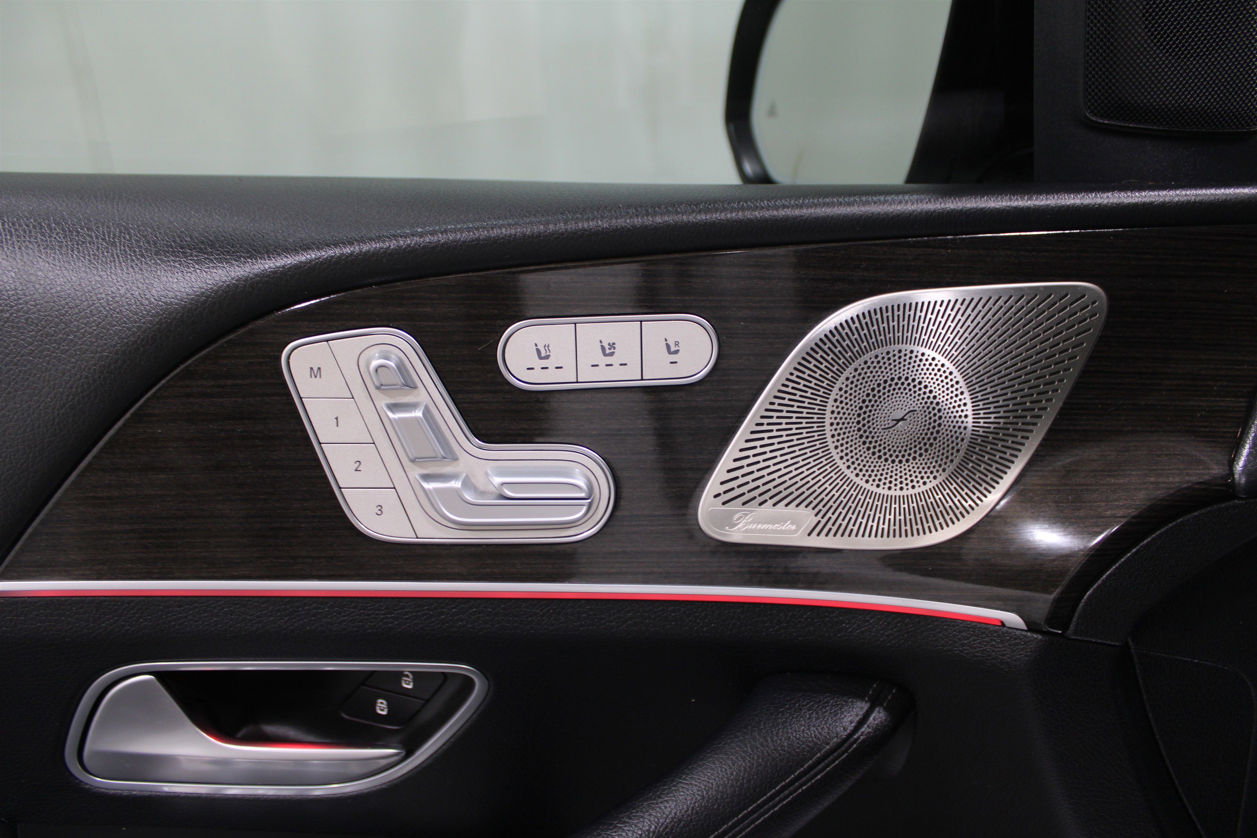 Used 2022 Mercedes-Benz GLS 450 4MATIC image 8