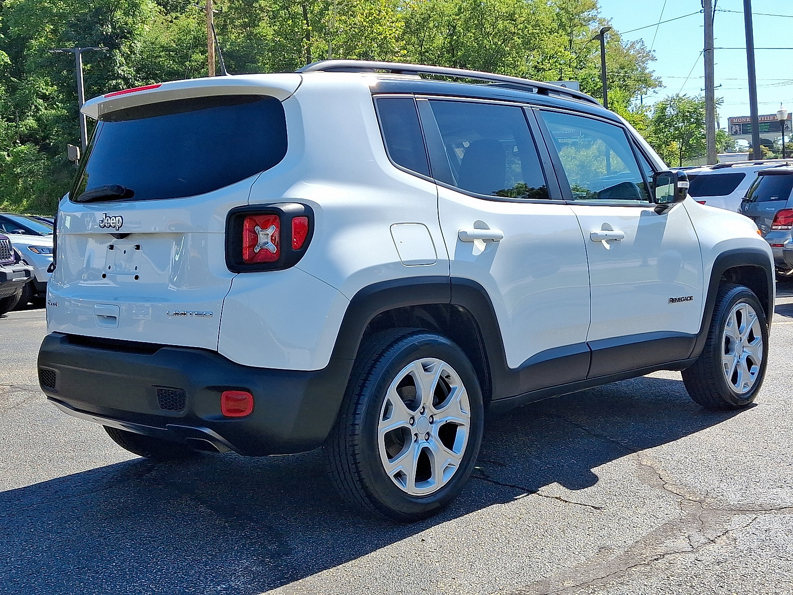 Certified 2022 Jeep Renegade Limited AWD/4WD image 4