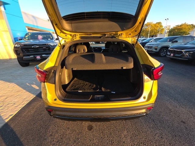 Used 2024 Chevrolet Trax RS w/ Driver Confidence Package image 30