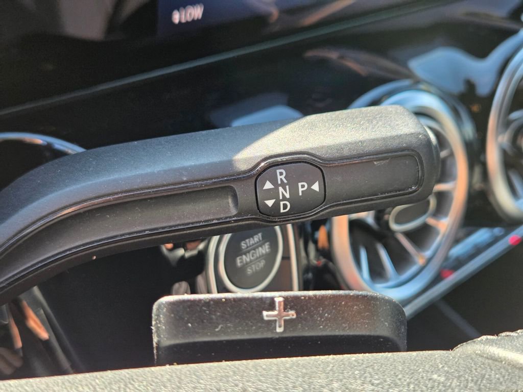 Used 2025 Mercedes-Benz GLA 250 image 26