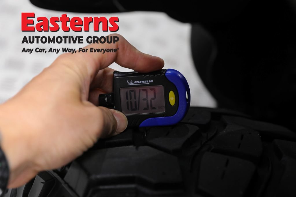 Used 2023 Jeep Wrangler Unlimited w/ Cold Weather Group AWD/4WD image 28