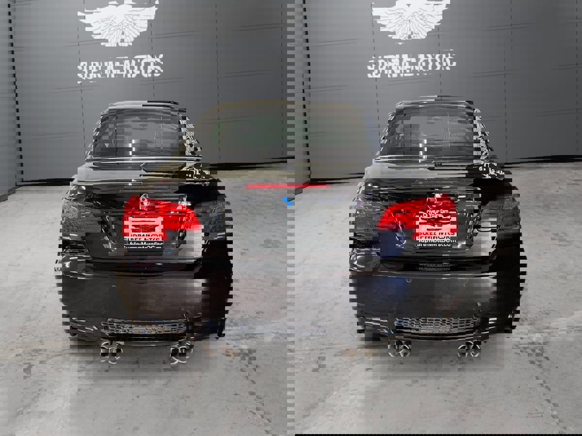 Used 2011 BMW M3 Convertible image 7