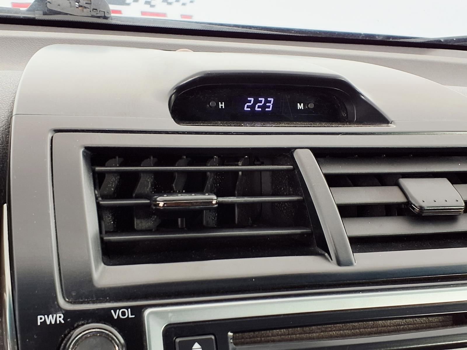 Used 2014 Toyota Camry SE FWD image 22