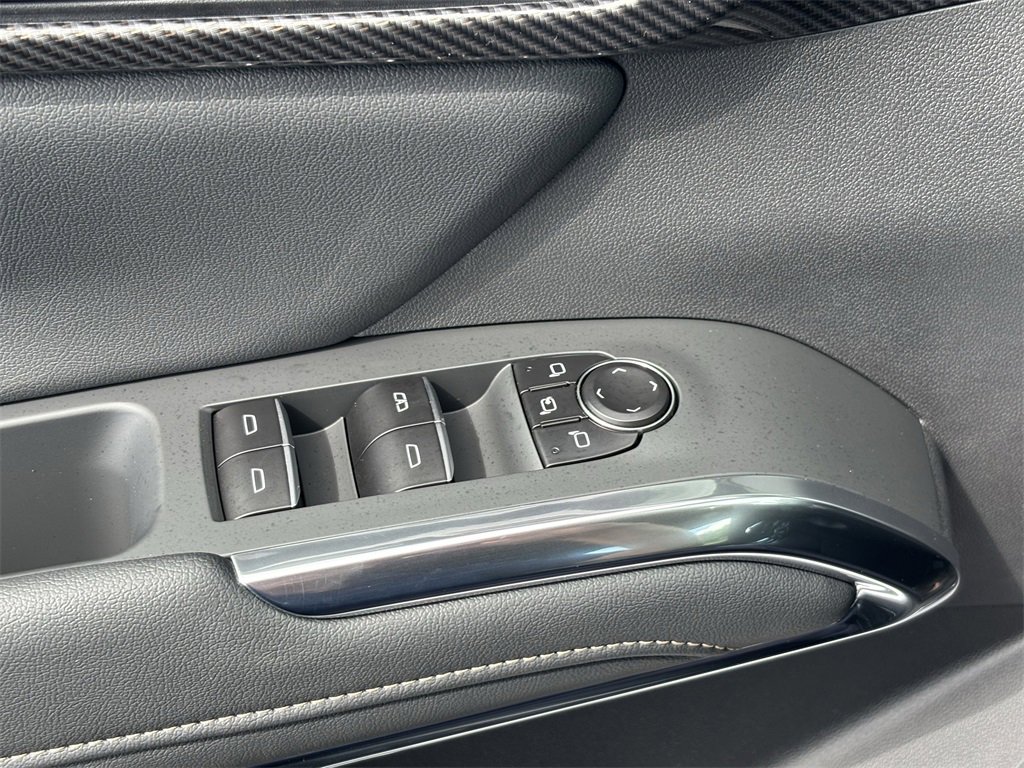 New 2026 Chevrolet Traverse High Country w/ LPO, Floor Liner Package image 12