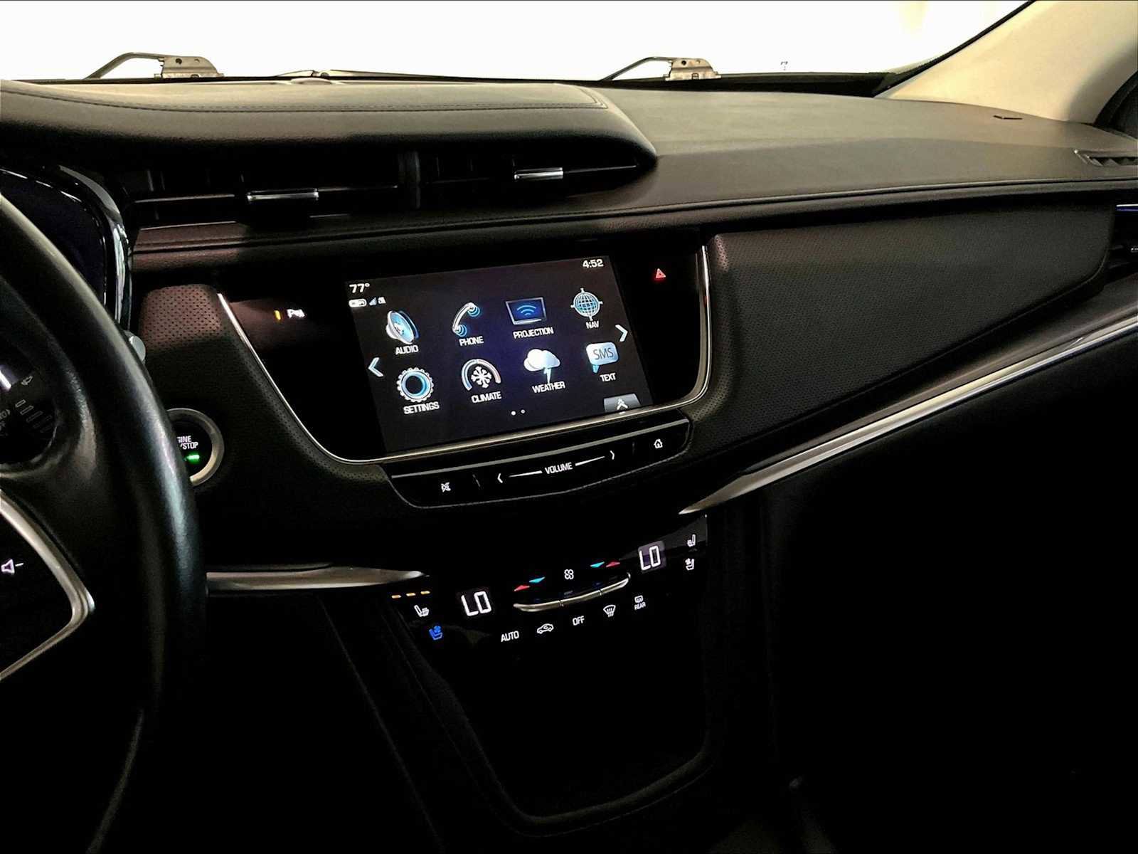 Used 2018 Cadillac XT5 Premium Luxury image 19