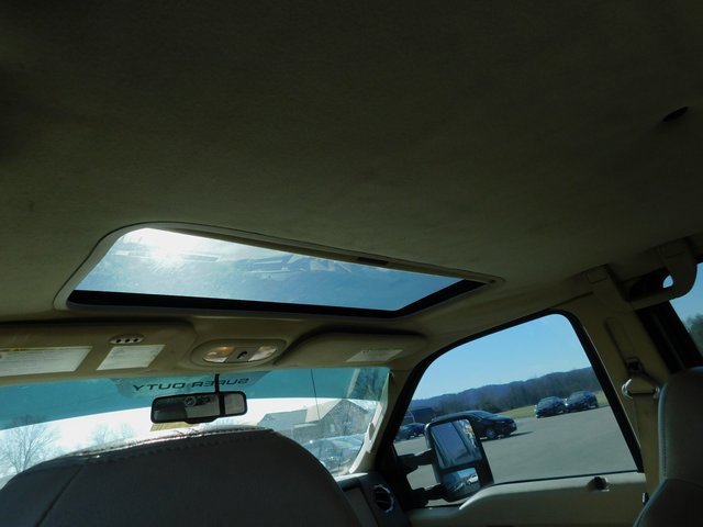 Used 2010 Ford F250 Lariat image 22