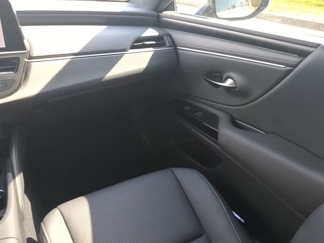 Used 2024 Lexus ES 350 w/ Premium Package image 15