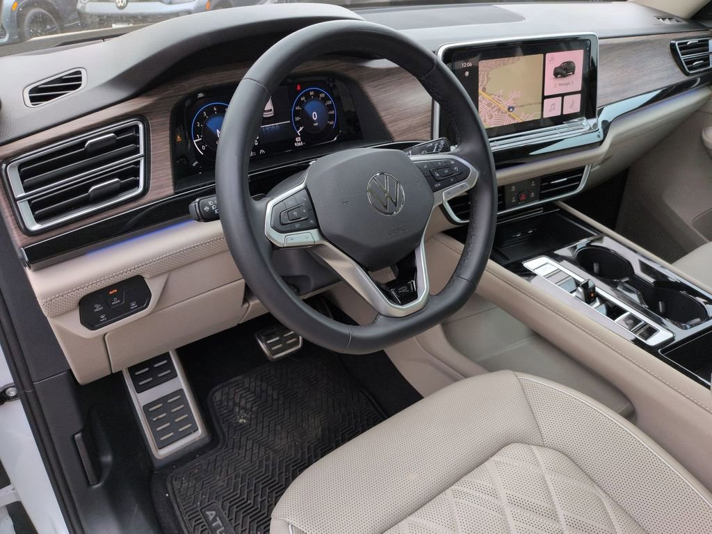 Used 2026 Volkswagen Atlas SEL Premium R-Line AWD/4WD image 9