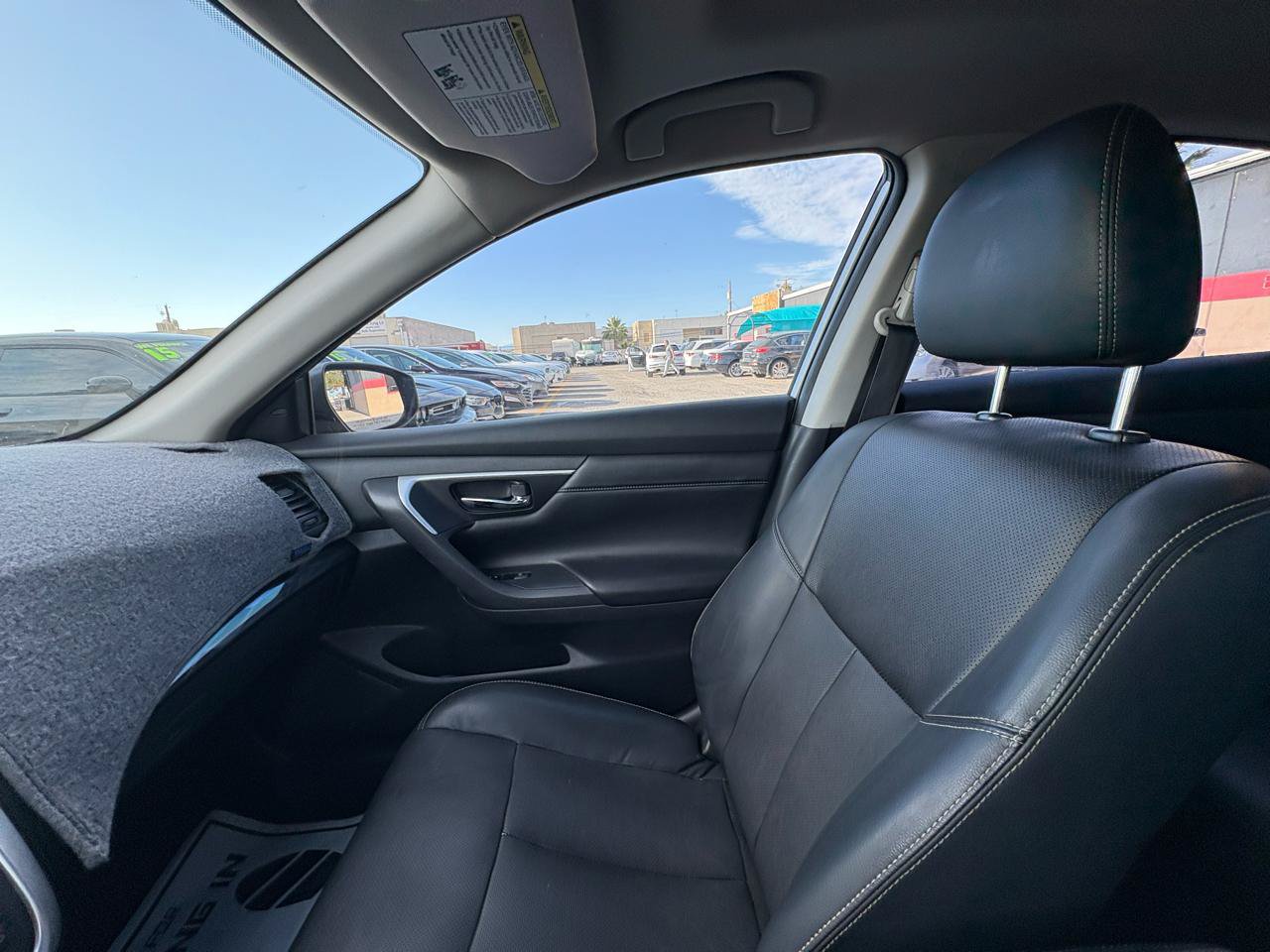 Used 2017 Nissan Altima 3.5 SL w/ 3.5SL Technology Package FWD image 18