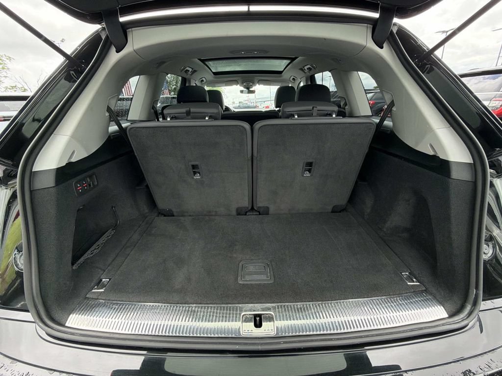 Used 2024 Audi Q7 2.0T Premium Plus AWD/4WD image 12