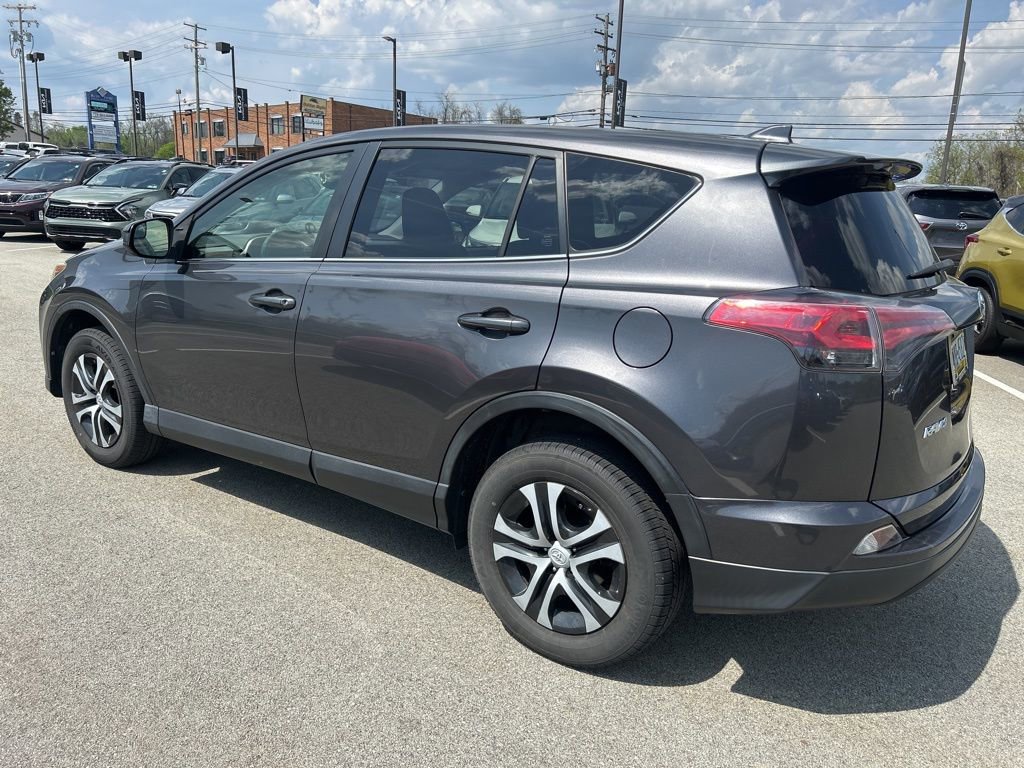 Used 2018 Toyota RAV4 LE w/ All Weather Liner Package AWD/4WD image 6