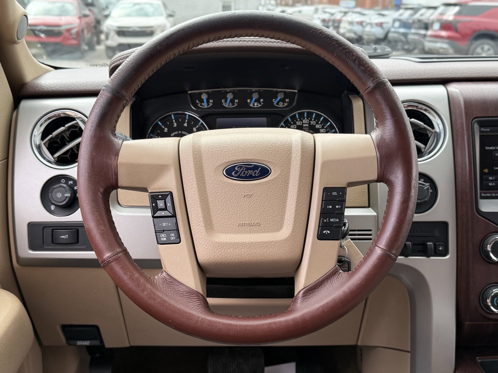 Used 2014 Ford F150 King Ranch w/ King Ranch Luxury Package image 22