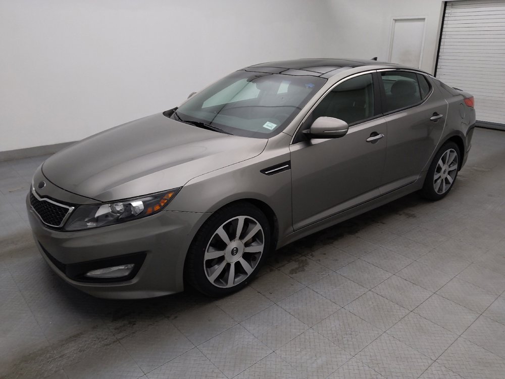 Used 2013 Kia Optima SX w/ Premium Touring Pkg image 2