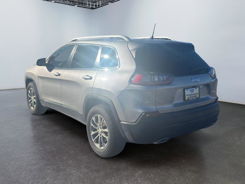 Used 2021 Jeep Cherokee Latitude Lux w/ Mopar Interior Package image 7