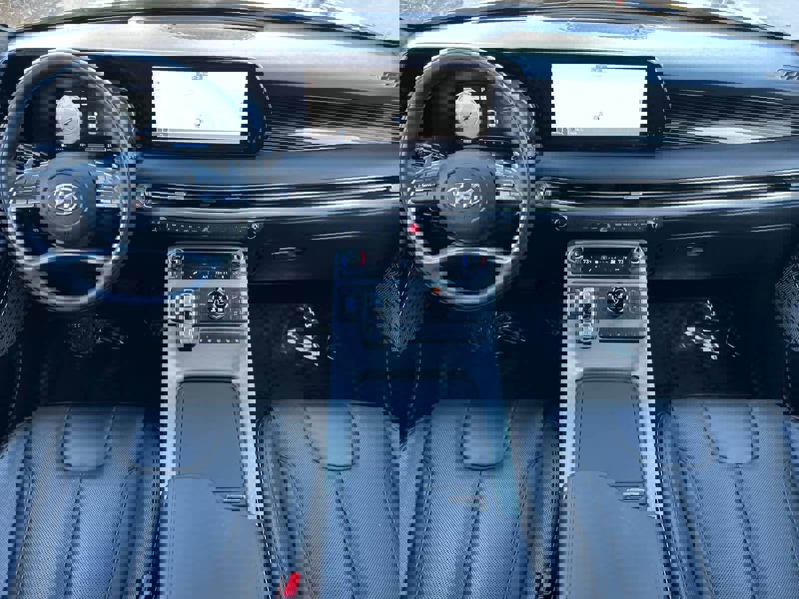 Used 2025 Hyundai Palisade Calligraphy image 4