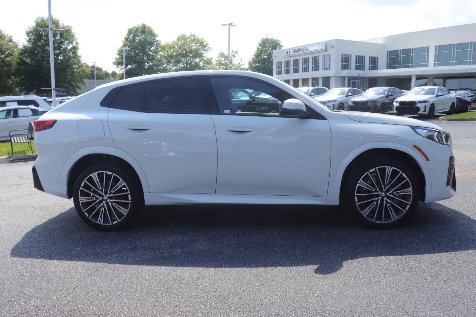 New 2026 BMW X2 xDrive28i w/ Technology Package AWD/4WD image 6