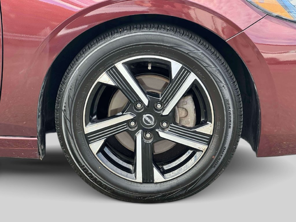 Used 2024 Nissan Sentra SV FWD image 6