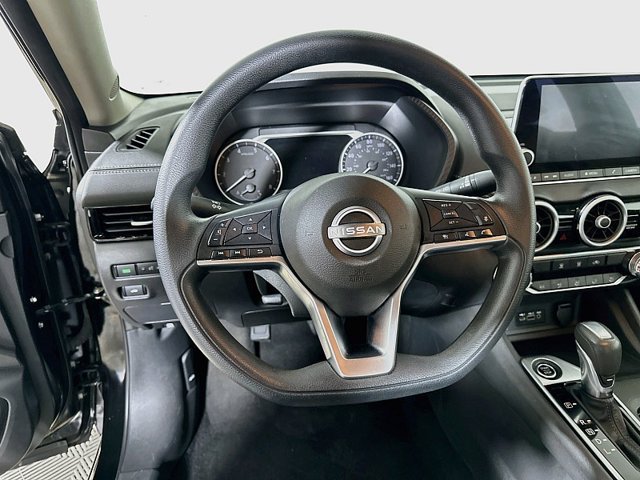 Used 2024 Nissan Sentra SV FWD image 12