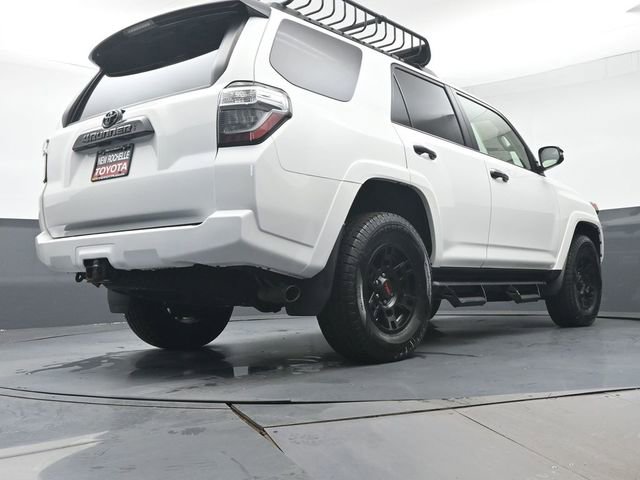 Certified 2021 Toyota 4Runner Venture w/ Moonroof Package AWD/4WD image 34