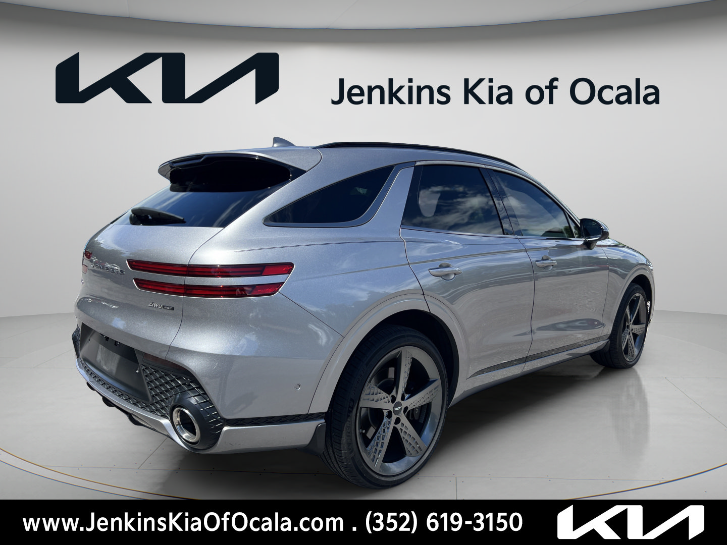 Used 2023 Genesis GV70 3.5T Sport w/ Sport Prestige Package AWD/4WD image 3