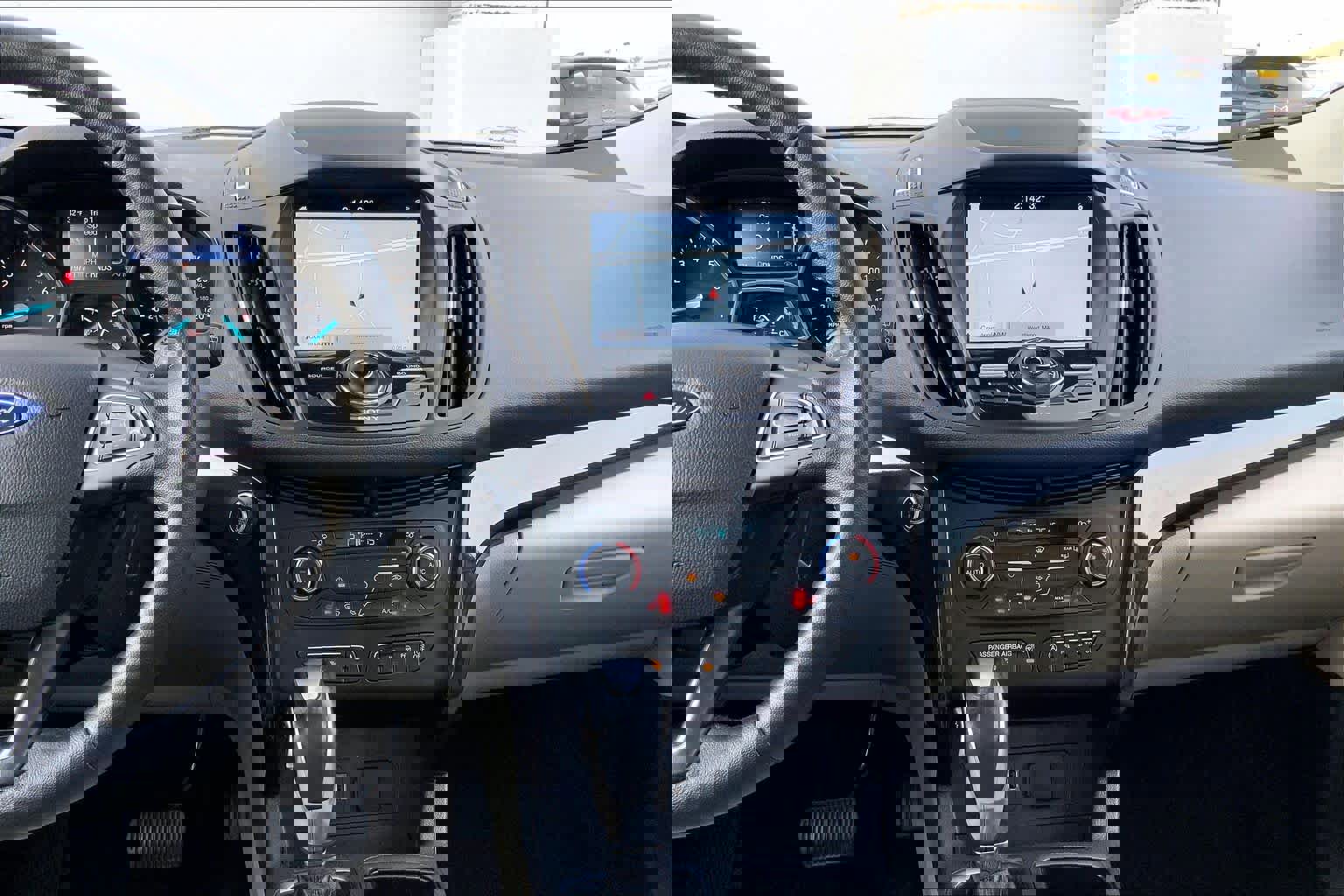 Used 2019 Ford Escape Titanium image 7