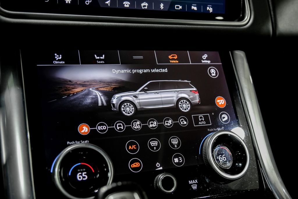 Used 2018 Land Rover Range Rover Sport SVR image 32